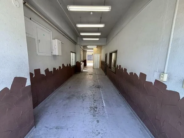 西荻窪の事務所仕様物件の内装