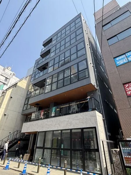 貸店舗(スケルトン)の外観