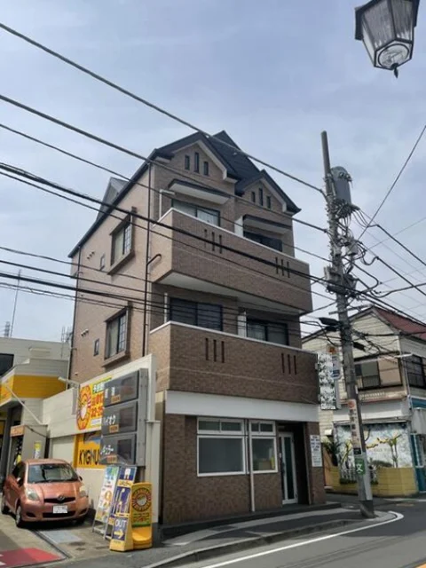 和田町のスケルトン店舗物件の外観