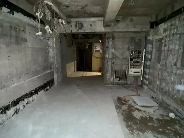 貸店舗(スケルトン)の内装