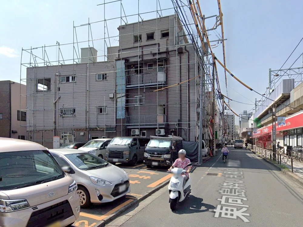 貸店舗(スケルトン)の外観