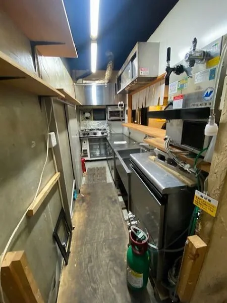 新丸子の居抜き店舗の厨房