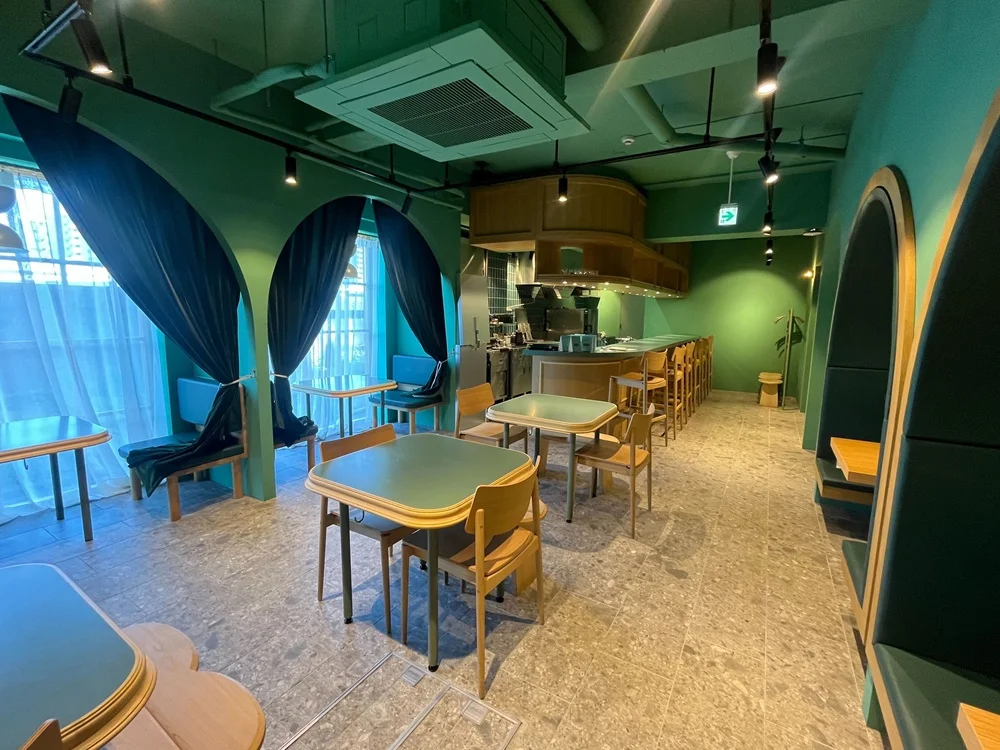 カフェ・喫茶店の居抜き物件の内装
