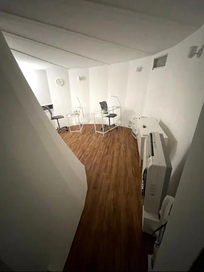 貸店舗(事務所仕様)の内装