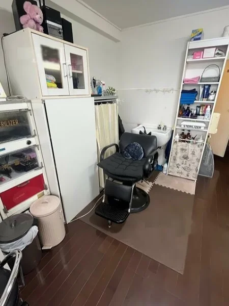 中野の美容室・理容室居抜きの内装