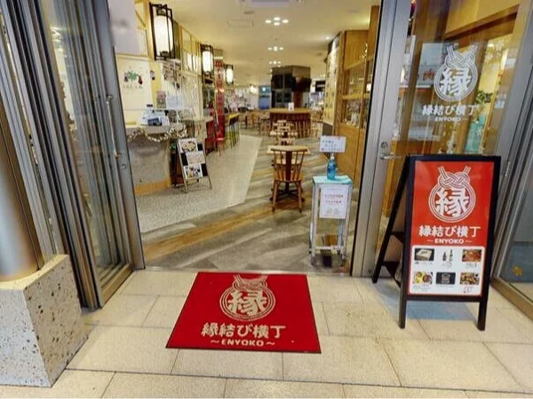 うどん・そばの居抜き物件のエントランス