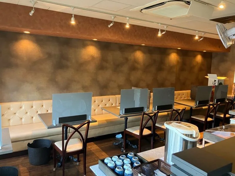 レストランの居抜き物件の内装