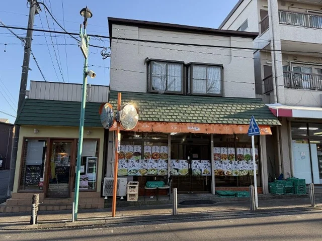 新井宿の居抜き店舗の外観