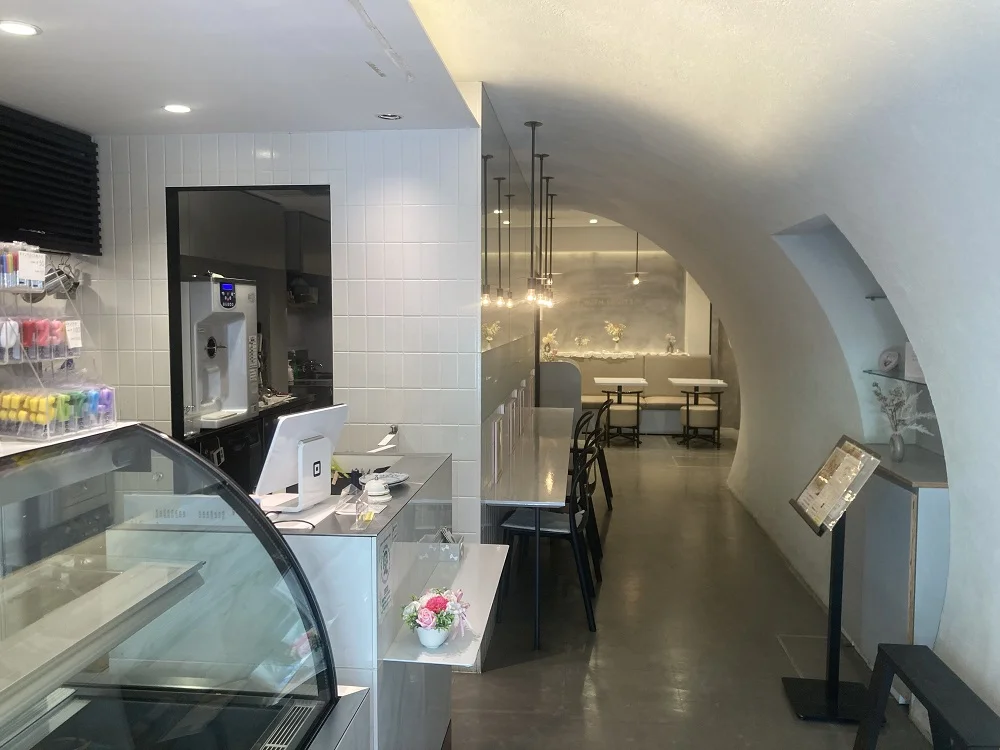 経堂のカフェ・喫茶店居抜きの内装