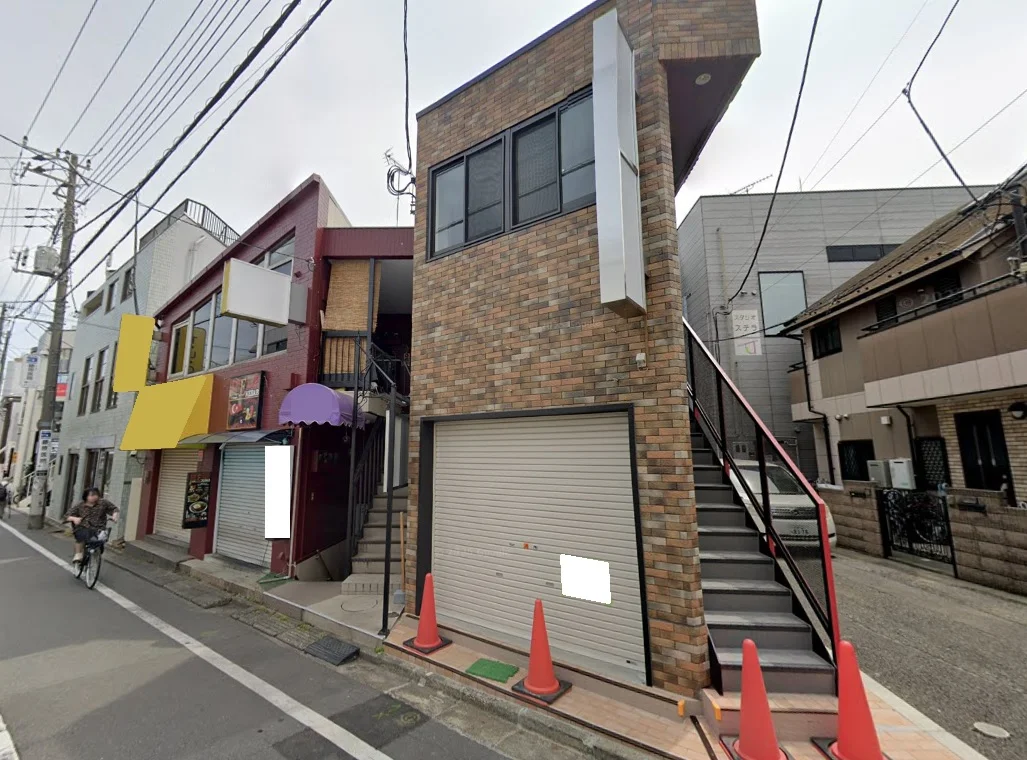 ひばりヶ丘のスケルトン物件の外観