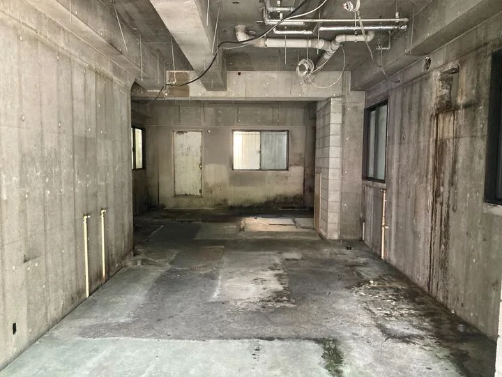 貸店舗(スケルトン)の内装