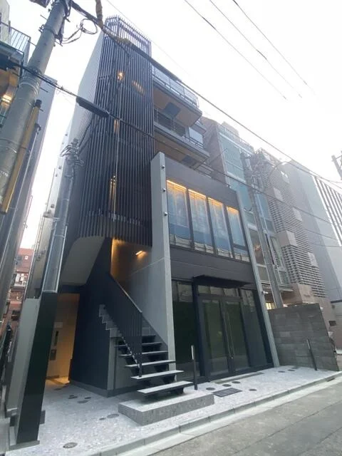 貸店舗(スケルトン)の外観