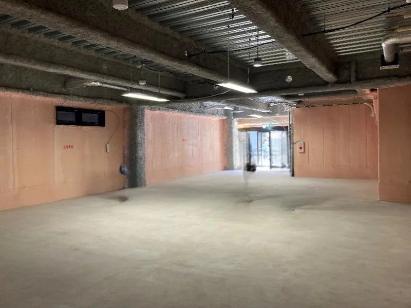 貸店舗(スケルトン)の内装