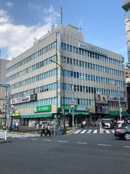 信濃町の居抜き店舗の外観