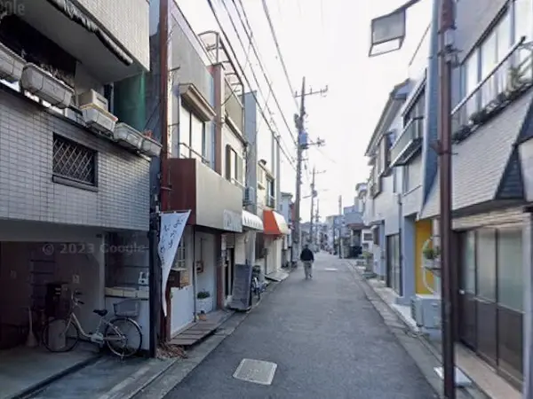 中村橋の居抜き店舗のエントランス