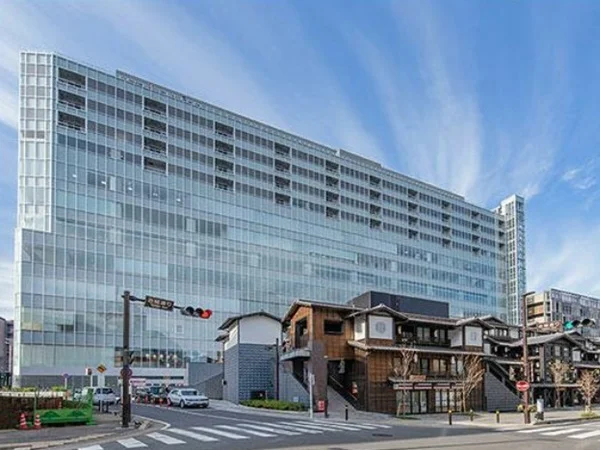 小田原のスケルトン店舗物件の外観