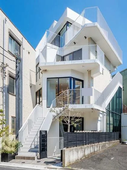 貸店舗(スケルトン)の外観