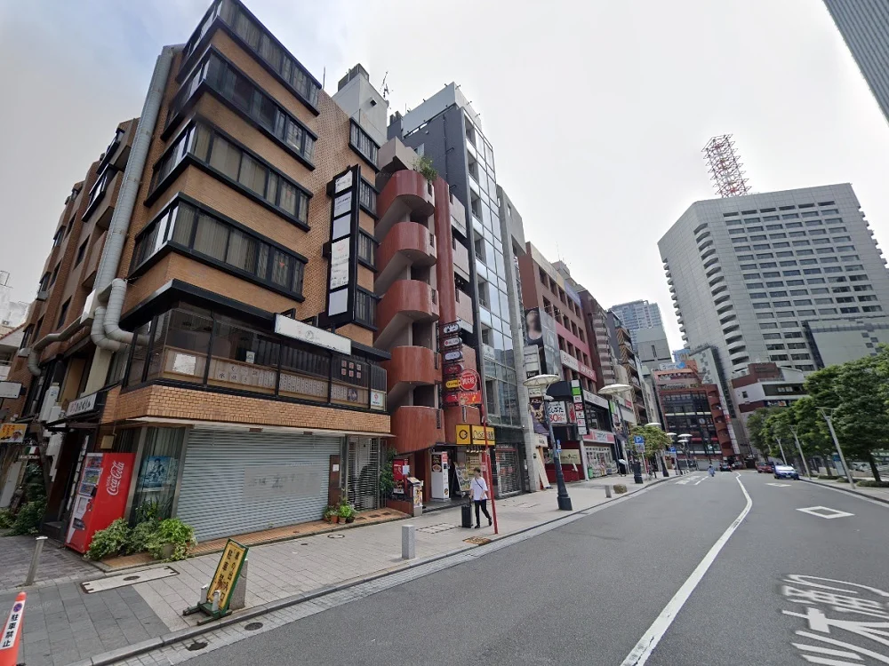 貸店舗(スケルトン)の外観