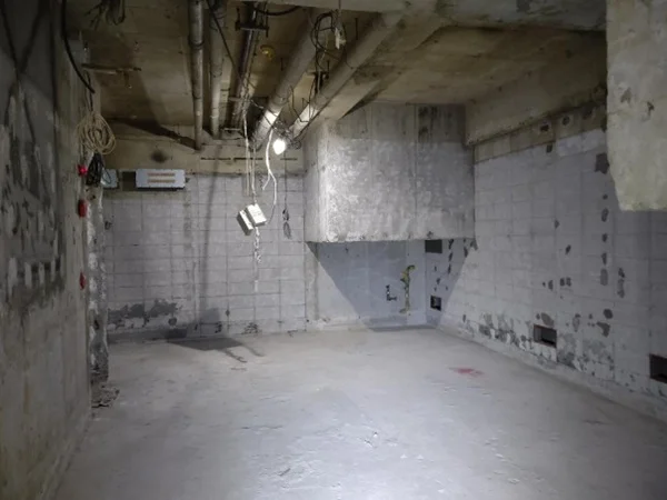 赤坂のスケルトン物件の内装