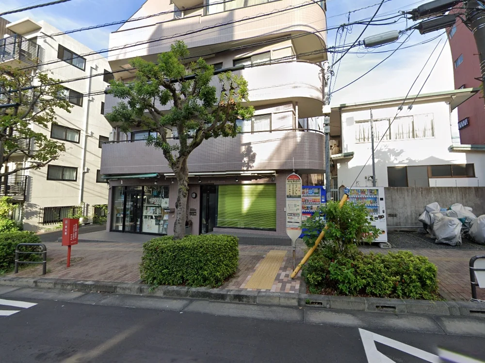 貸店舗(事務所仕様)の外観