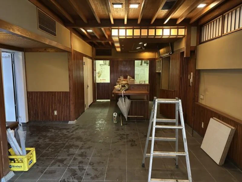 うどん・そばの居抜き物件の内装