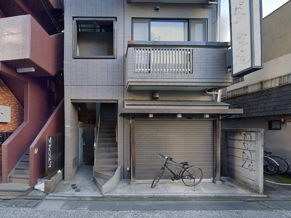 うどん・そばの居抜き物件のエントランス