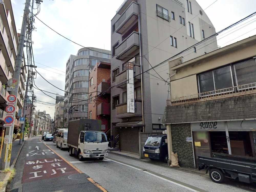 学芸大学の居抜き店舗の外観