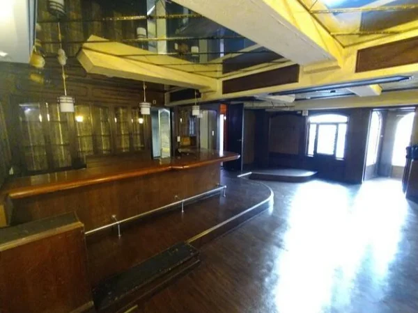 居酒屋の居抜き物件の内装