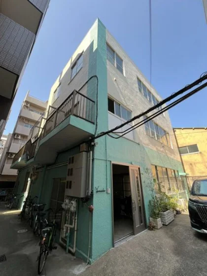 セントラルキッチンの居抜き物件の外観