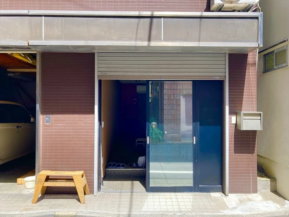 貸店舗(事務所仕様)の外観