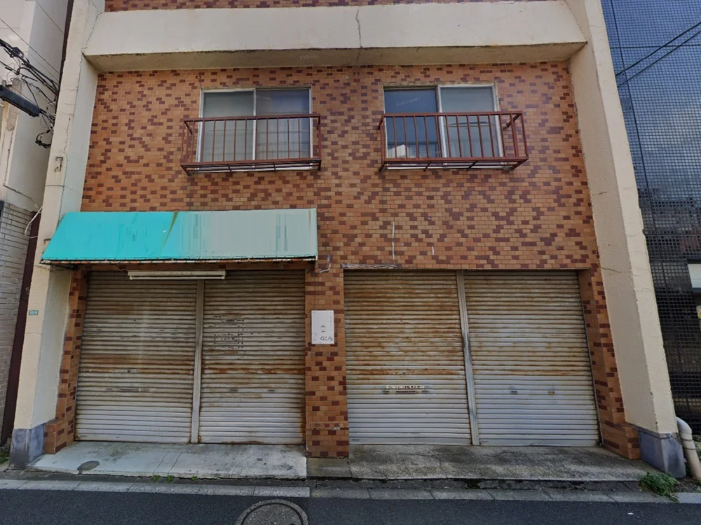 小岩のスケルトン店舗物件の外観