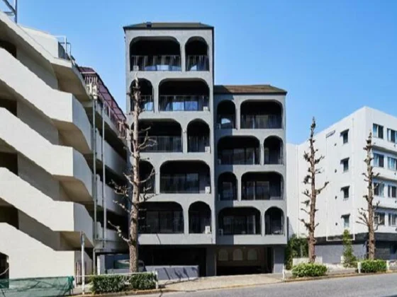 等々力のスケルトン物件の外観