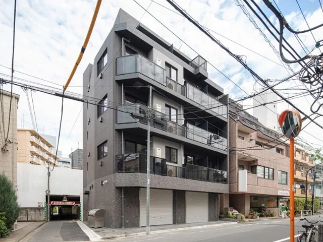 代田橋のスケルトン物件の外観