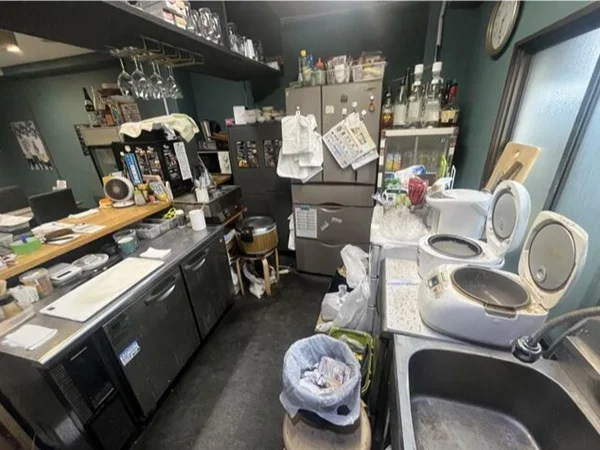 新所沢の居抜き店舗の厨房