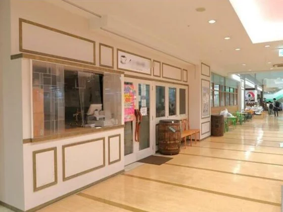 本厚木のカフェ・喫茶店居抜きの外観