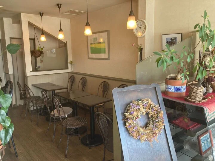 市川大野の居抜き店舗の内装