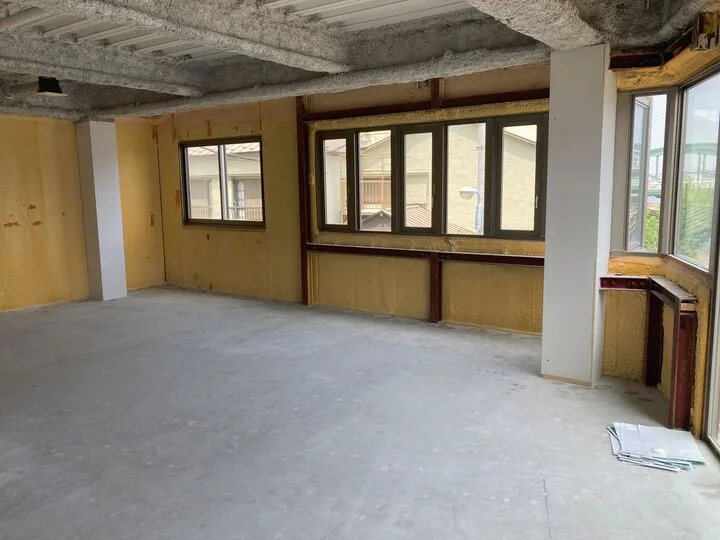 蔵前のスケルトン物件の内装