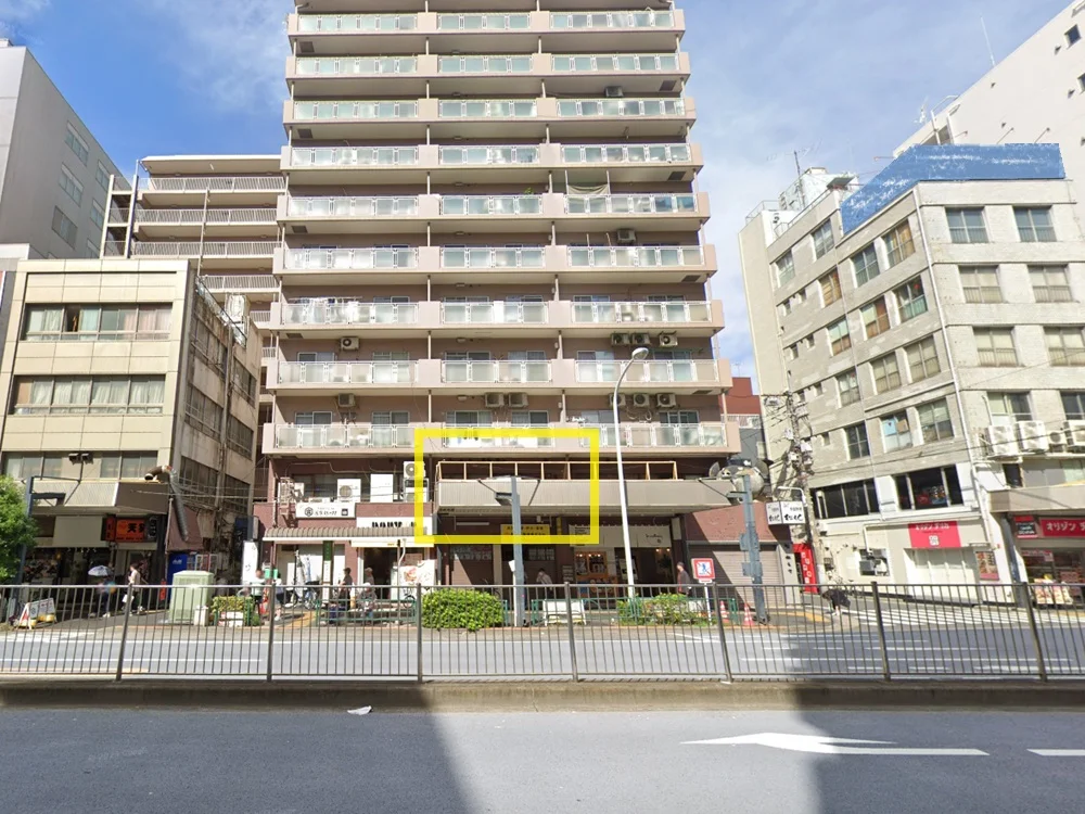 田原町のスケルトン店舗物件の外観