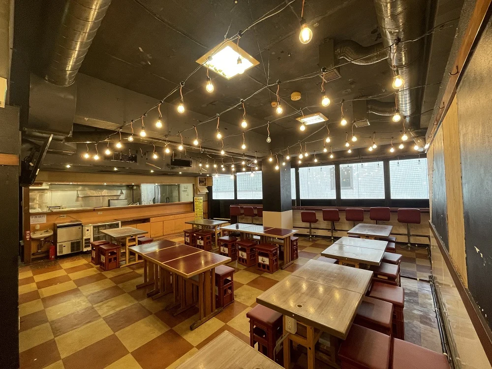 鶴見の居酒屋居抜きの内装