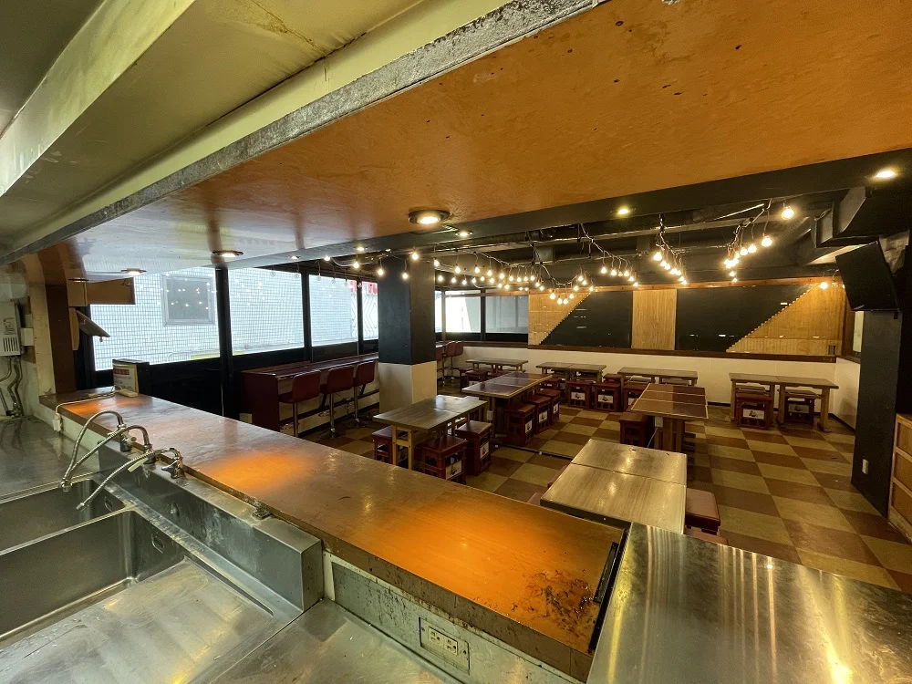 居酒屋の居抜き物件の内装