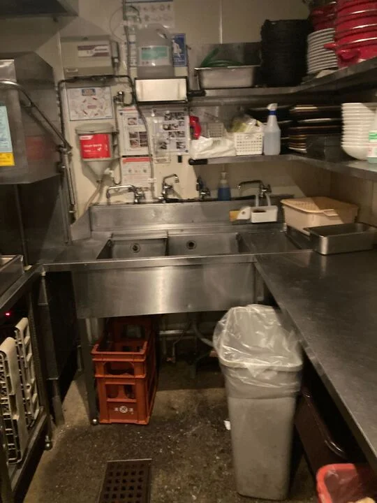 新八柱の居抜き店舗の厨房