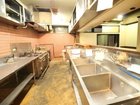入間市の居抜き店舗の厨房