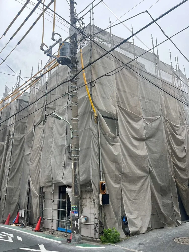 平和島のスケルトン店舗物件の外観