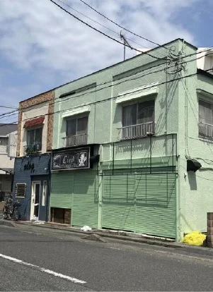 貸店舗(事務所仕様)の外観