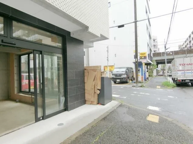 両国のスケルトン店舗物件の外観