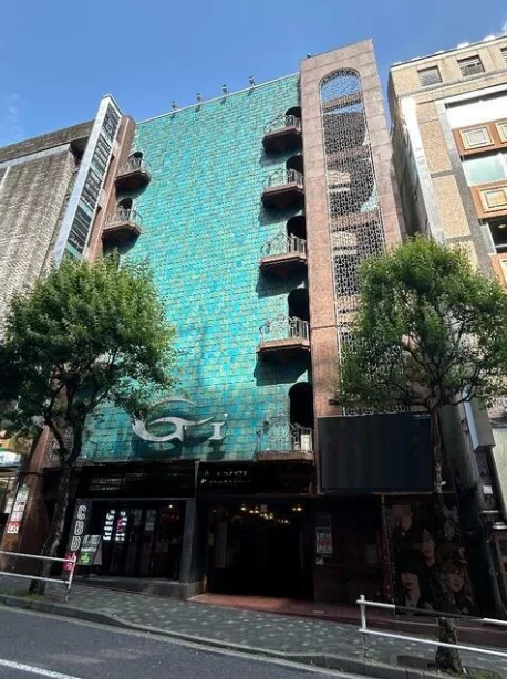 貸店舗(スケルトン)の外観