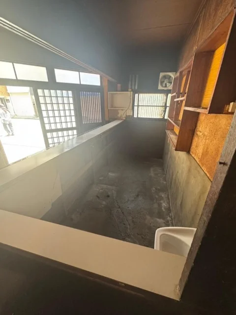 川崎大師のBAR・ショットバー居抜きの内装