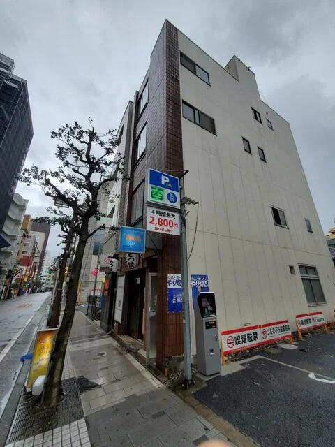 京急川崎の居抜き店舗の外観