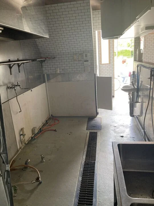ラーメンの居抜き物件の厨房