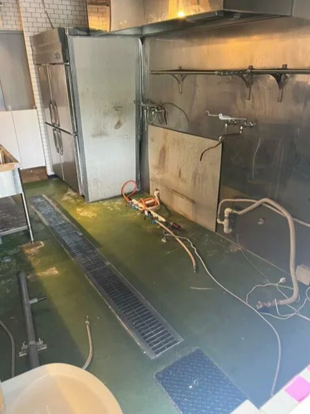 清瀬の居抜き店舗の厨房